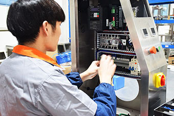 必威电竞設備車間